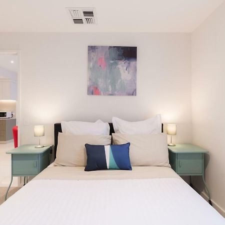 Ther-Rich Apartment Adelaide Esterno foto