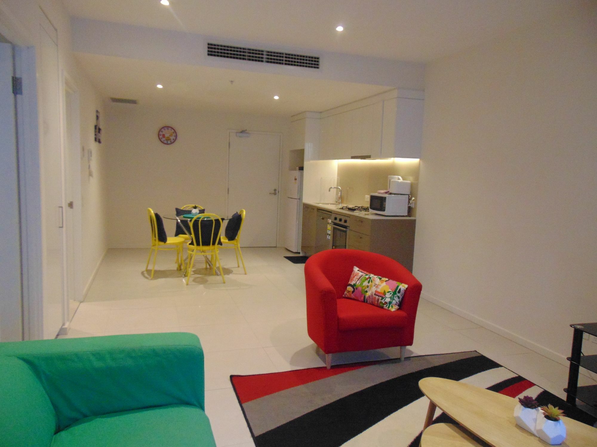 Ther-Rich Apartment Adelaide Esterno foto