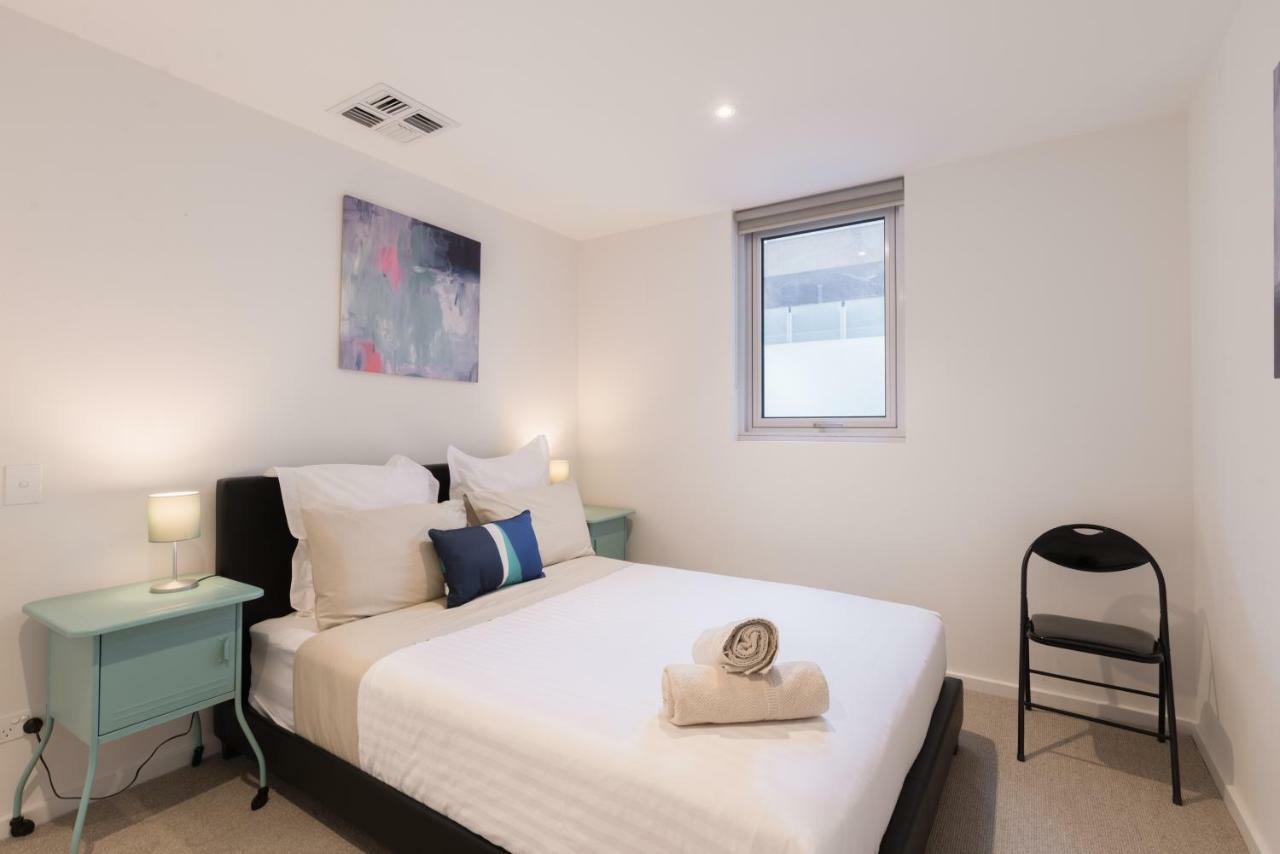 Ther-Rich Apartment Adelaide Esterno foto