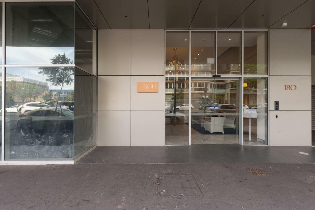 Ther-Rich Apartment Adelaide Esterno foto