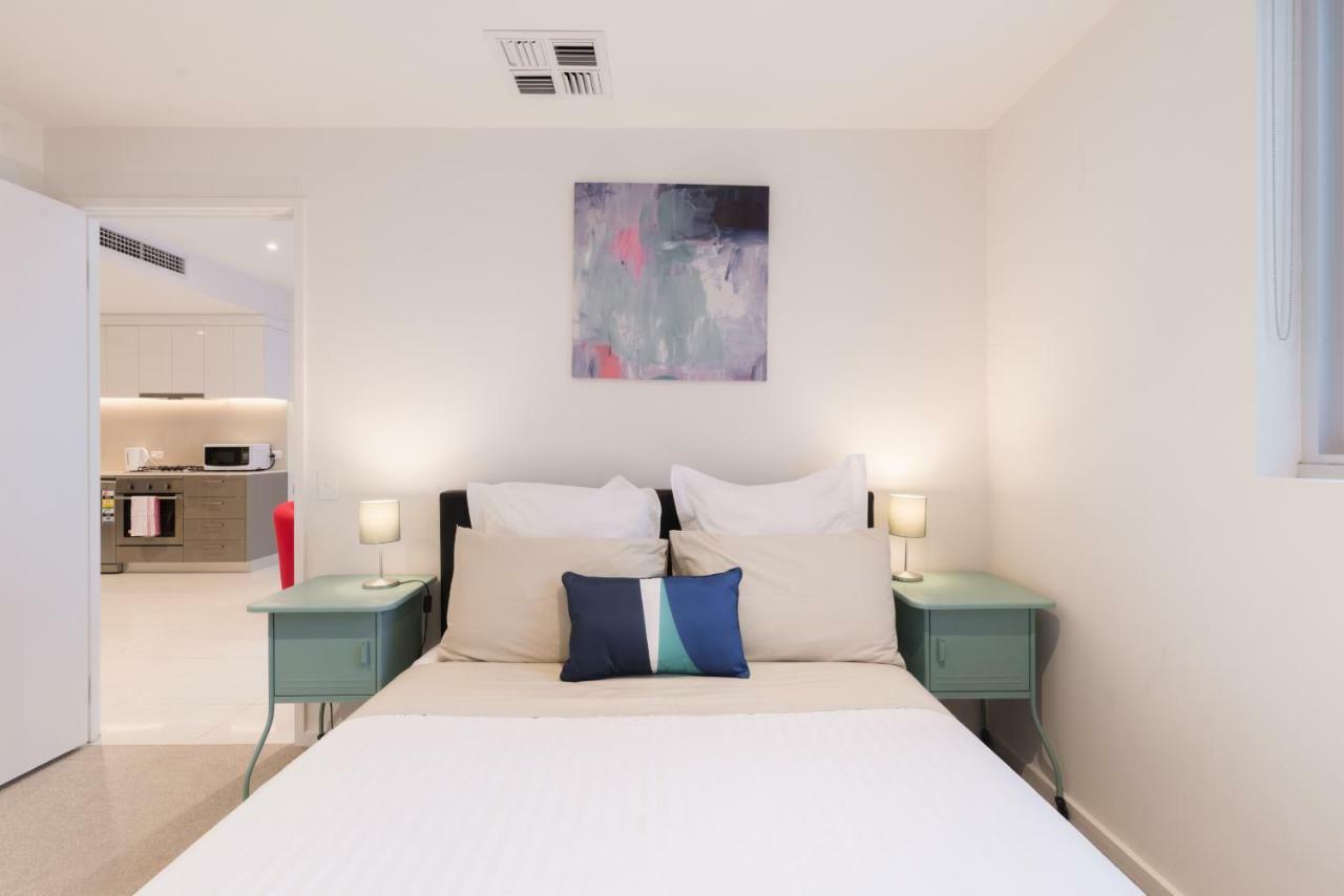 Ther-Rich Apartment Adelaide Esterno foto