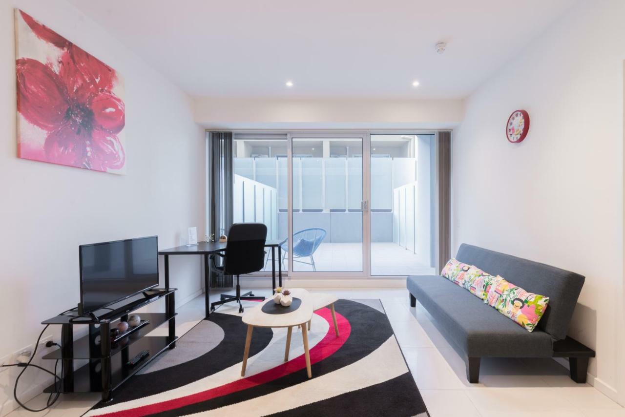 Ther-Rich Apartment Adelaide Esterno foto