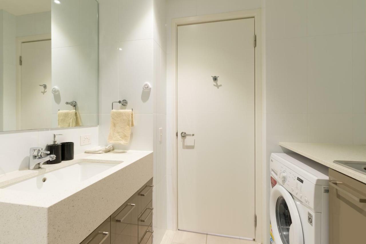 Ther-Rich Apartment Adelaide Esterno foto