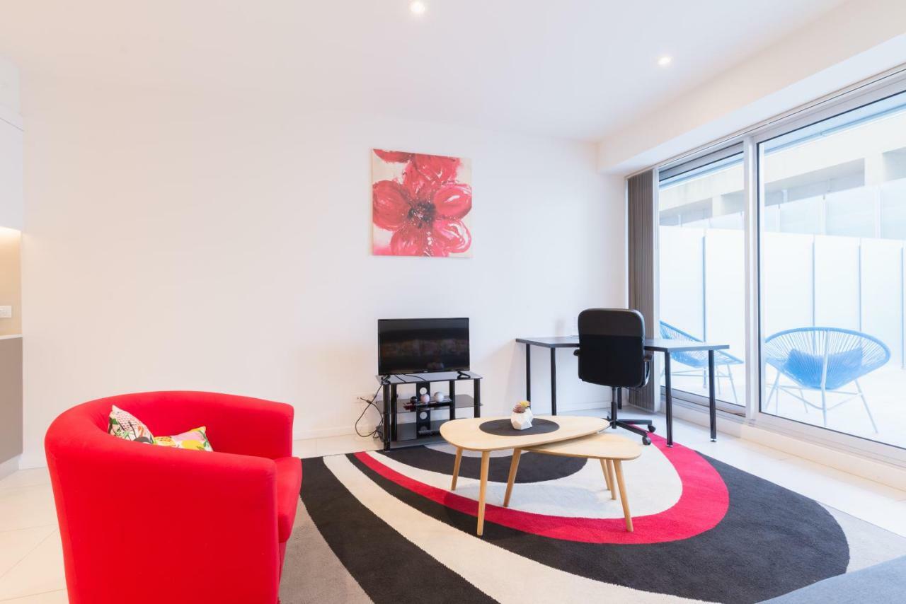 Ther-Rich Apartment Adelaide Esterno foto